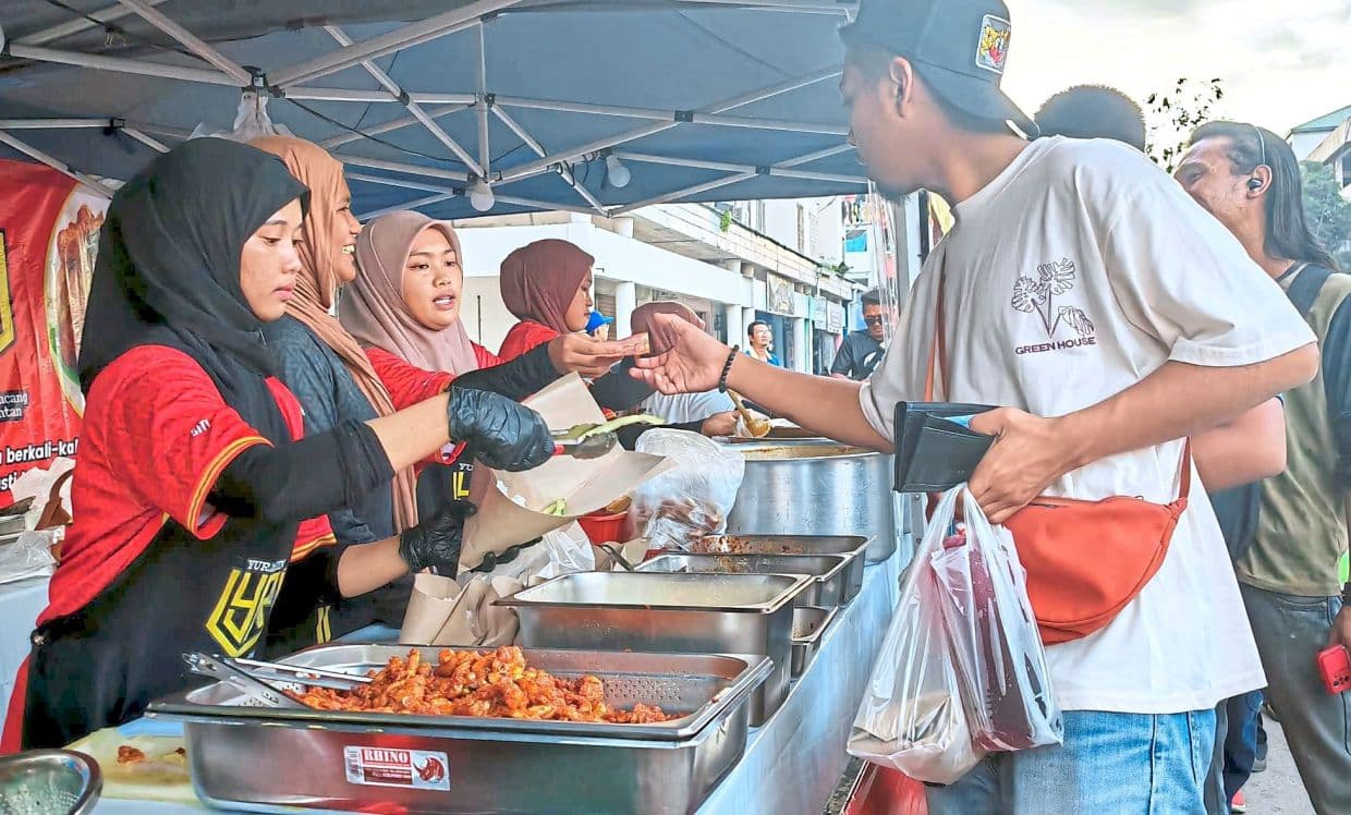 Finding comfort food at the bazaar