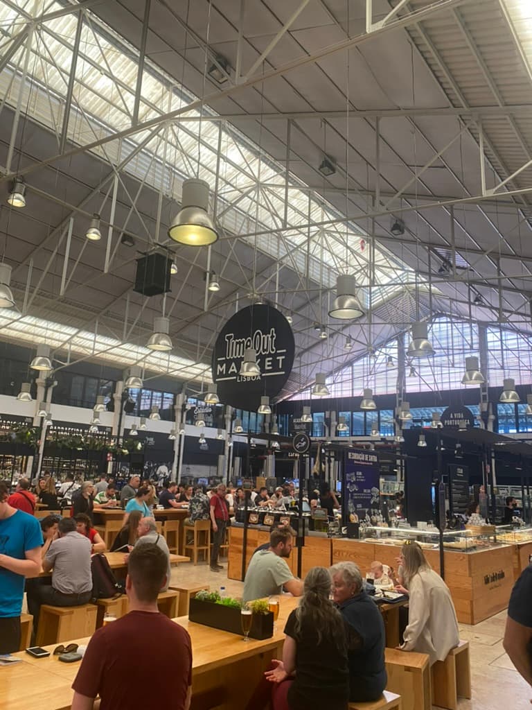 Lissabon: Wo die Tram rattert und der Fado klingt