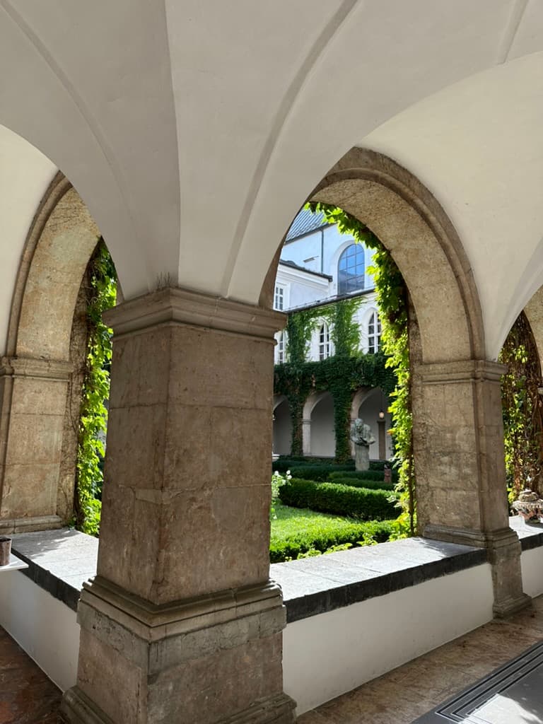 Südtirol: Zwischen Gipfelkreuz und Weinstraße