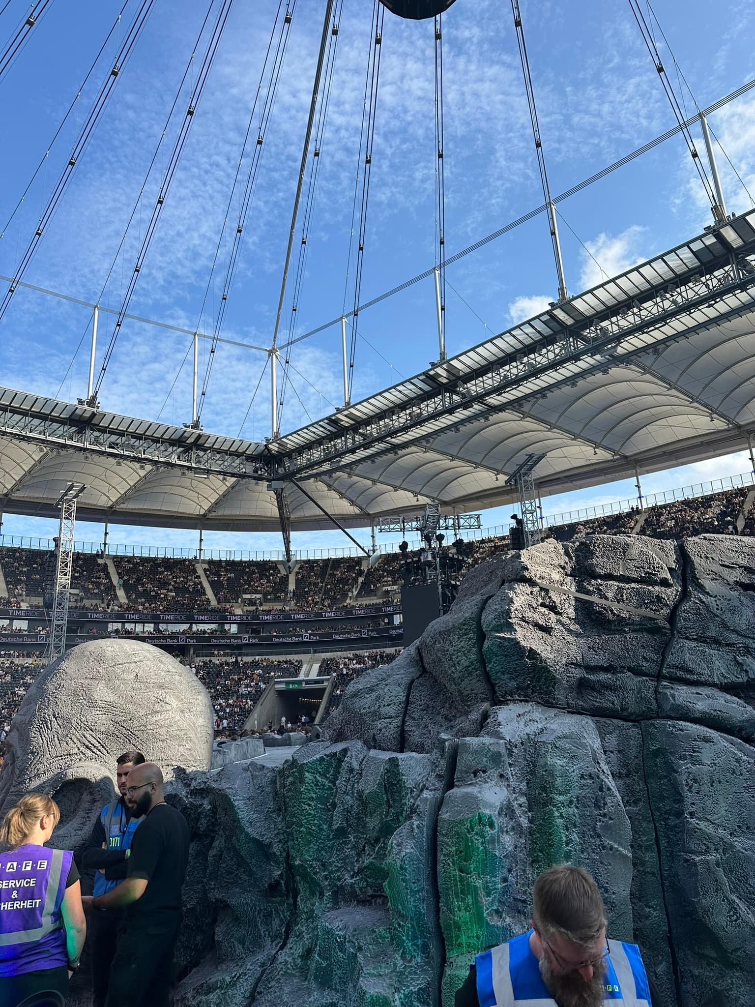 Utopia in Köln: Der Tag, an dem Pizza auf Pyro traf