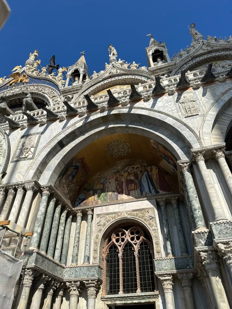 Venedig: Im Labyrinth der Kanäle und Paläste